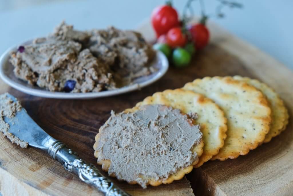 chicken liver paté